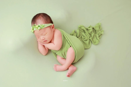 浙江宝宝趴着睡是积食吗 浙江宝宝趴着睡是积食吗